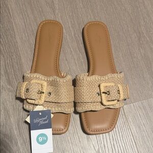Universal Thread Women's Woven Tan Slide Sandals